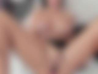 Live cam show with Erikabeee1 - Sexy on Adult Interactions