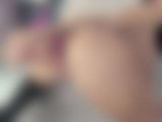 Erikabeee1's Live Sex Cam Show