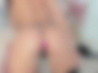 Live cam show with Erikabeee1 - Lovense on CamwithHer