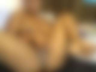 curvy-princess2's Live Sex Cam Show
