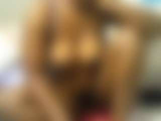curvy-princess2's Live Sex Cam Show