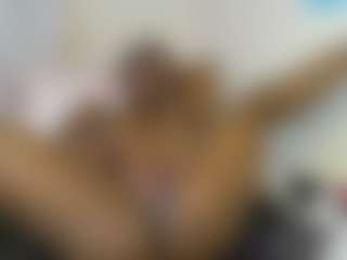 curvy-princess2's Live Sex Cam Show