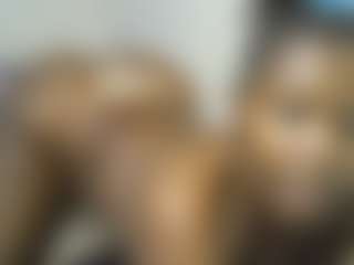 Show de cam sexual en vivo de curvy-princess2