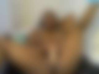 curvy-princess2's Live Sex Cam Show