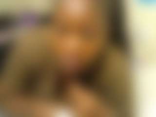 curvy-princess2's Live Sex Cam Show