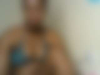 curvy-princess2's Live Sex Cam Show