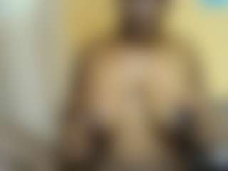 curvy-princess2's Live Sex Cam Show