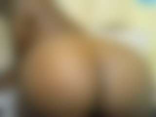 curvy-princess2's Live Sex Cam Show