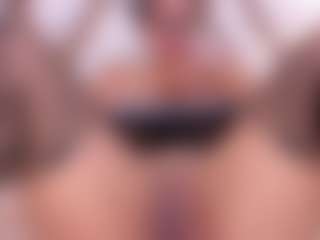 Live cam show with miilaklum - Ebony on galaxygirlnitro.com | colombia