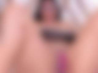 Live cam show with miilaklum - Ebony on PervPlay.com