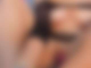 Live cam show with miilaklum - Gagging on Camsoda