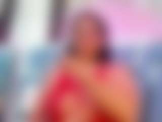Live cam show with miilaklum - Ebony Petite on madthumbs