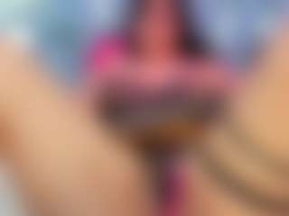 Live cam show with miilaklum - Pornstar Skinny on Camsoda