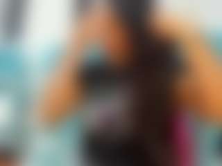 Live cam show with miilaklum - Ebony Petite on Mixed Magazine Live