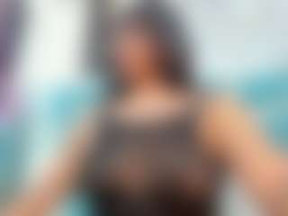Live cam show with miilaklum - Ebony Petite on Milfs Live