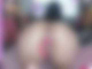 Live cam show with springlight - Petite on Dare Cams