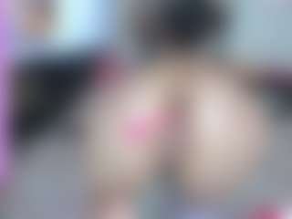 Live cam show with springlight - Latina on CamwithHer | colombia