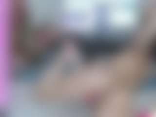 Live cam show with springlight - Asian Petite on Camsoda