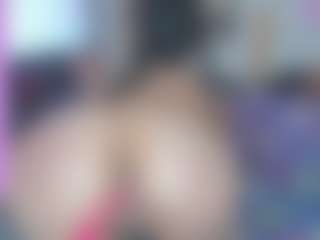 Live cam show with springlight - Asian BBW on Camsoda