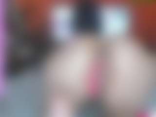 Live cam show with springlight - BBW Small Tits on StripNow
