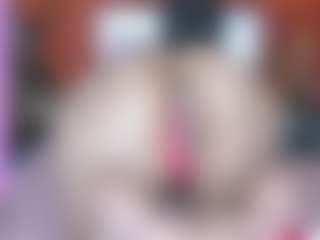 Live cam show with springlight - Indian Petite on SpunkLive | colombia