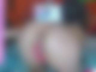 Spettacolo in cam dal vivo con springlight - Cuck Asian su Camsoda