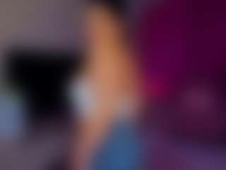 SnowingWinter's Live Sex Cam Show
