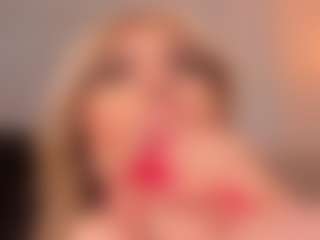 Mia Silva's Live Sex Cam Show