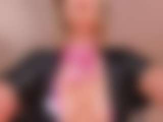 Mia Silva's Live Sex Cam Show
