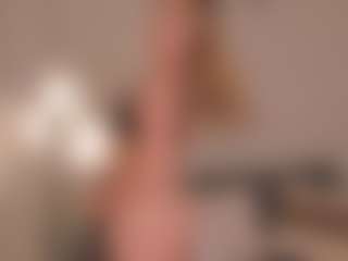 Live cam show with Mia Silva - Blonde Hair on Camsoda