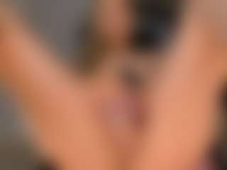 Mia Silva's Live Sex Cam Show