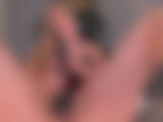 Live cam show with Mia Silva - Blonde Hair on eurowanks.com