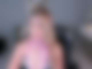 Live cam show with Mia Silva - Small Tits on madthumbs