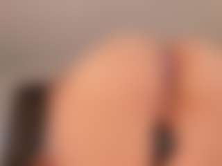 Mia Silva's Live Sex Cam Show