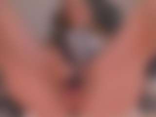 Mia Silva's Live Sex Cam Show