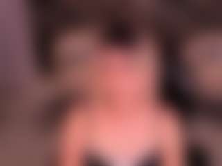 Live-Cam-Show mit Mia Silva - Blonde Hair auf Camsoda