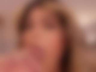 Live cam show with Mia Silva - Normal on Hubzter Live