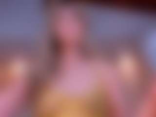 Live cam show with Mia Silva - Double Penetration on slutload