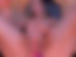 Mia Silva's Live Sex Cam Show