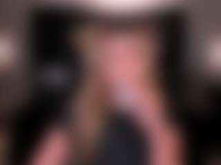 Live cam show with Mia Silva - Double Penetration on Free Soda