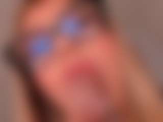 Mia Silva's Live Sex Cam Show