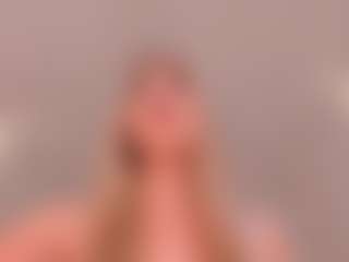 Mia Silva's Live Sex Cam Show