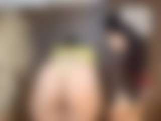 Live cam show with dayannawins - Eating Pussy on Uber Horny