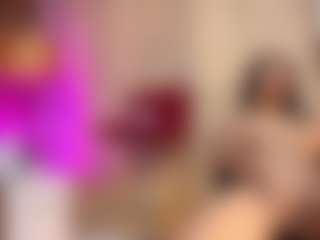 Live cam show with dayannawins - Ebony on Milf Play | colombia