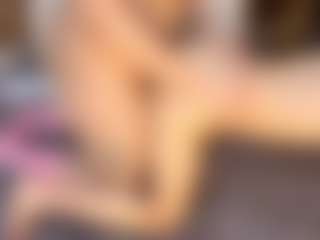 Live cam show with dayannawins - Squirt on Camsoda