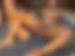 Live cam show with dayannawins - Brown Eyes Mature on CSO-WL
