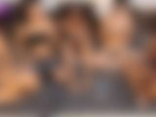 Live cam show with dayannawins - Strip on Hubzter Live
