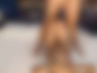 Live cam show with dayannawins - Ebony on 1on1-livenow | colombia
