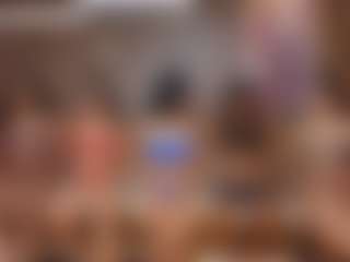 Live cam show with dayannawins - Spank on Camming Site