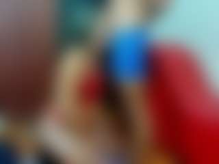 Live cam show with Yacksii-Grammss - Shower on Camsoda